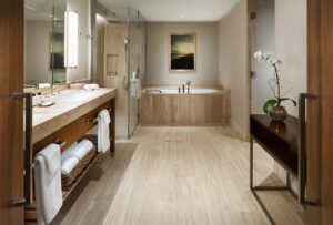 Golf Getaway in the City - "Executive Suite"